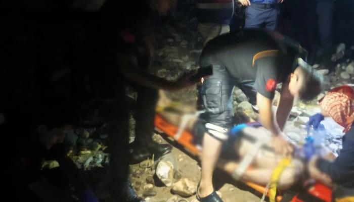 Adıyaman Kahta’da serinlemek için Cendere Köprüsü yakınındaki dereye  21