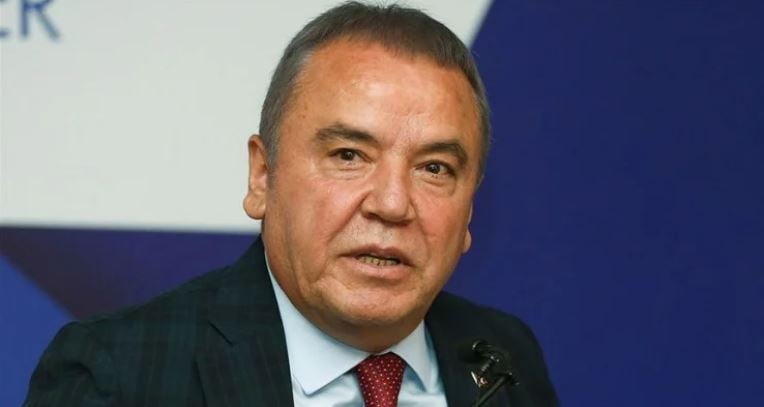 CHP’li Ali Mahir Başarır, rüşvet soruşturması sonrası tutuklanan Antalya Büyükşehir