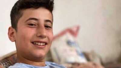 Ahmet Gökduman, motosikletiyle seyir halindeyken bir traktörle çarpışarak yaşamını yitirdi.
