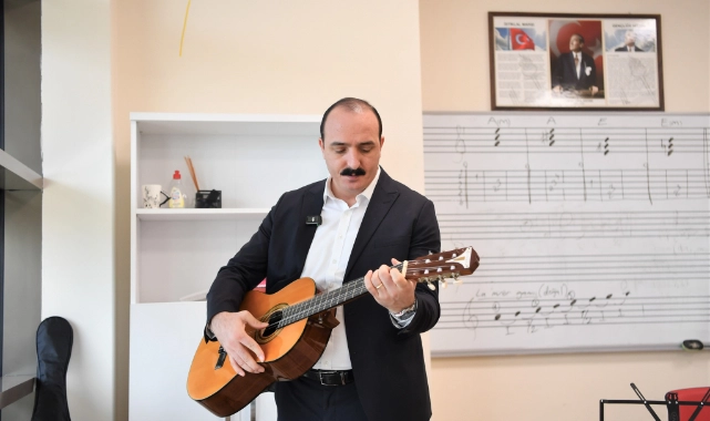 Konyaaltı Belediyesi Başkanı Cem Kotan'ın kültür sanat projeleri sayesinde genç