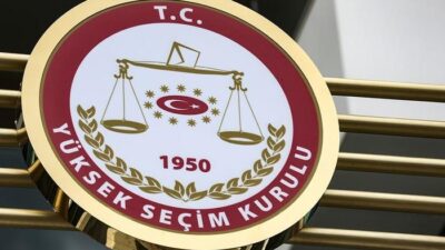 İstanbul’daki ilçe kongrelerinin iptali sonrası CHP’nin başvurusu YSK’da görüşülüyor. Gözler