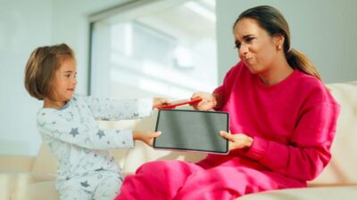 Prof. Dr. Şule Çağlayan, ekran bağımlılığı nedeniyle çocuklarda alerji ve