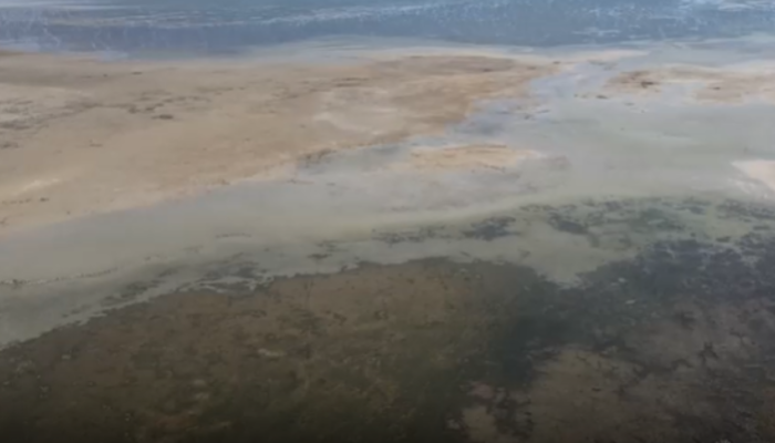 Isparta’nın içme suyu kaynağı olan Eğirdir Gölü, kuraklıkla ikiye ayrıldı.