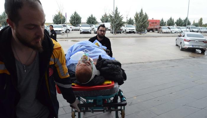ksaray Ortaköy yolunda askeri araçla otomobilin çarpıştığı kazada 2 asker