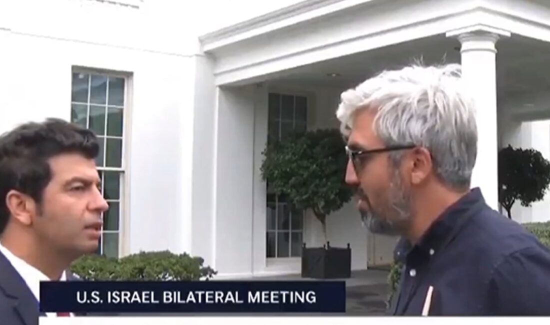 NTV Washington Temsilcisi Hüseyin Günay’ın Beyaz Saray’daki konuşması AP kamerasına