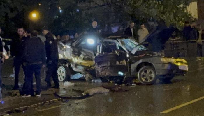Çarpmanın etkisiyle araçta bulunan Nurhan Özer olay yerinde, 16 yaşındaki