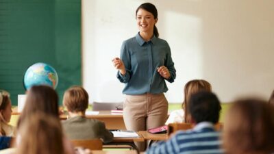 Milli Eğitim Bakanlığı, 2025–2026 eğitim-öğretim yılı için öğretmenlerin kılık-kıyafetlerine yeni