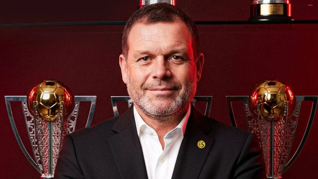 Hakan Şapçı Eskişehirspor ile resmi sözleşme imzaladı. Hakan Şapçı Eskişehirspor