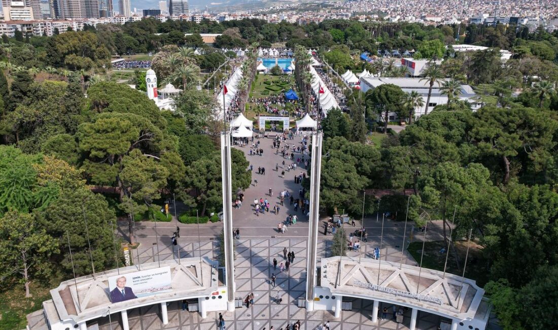 İzmir Kitap Fuarı 2025 başlıyor. İzmir Kitap Fuarı 2025 kapsamında