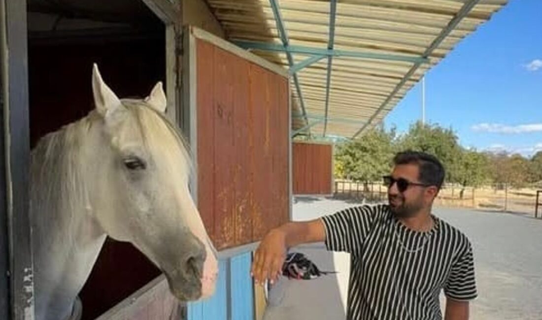 Zülfü Bilik Emirhan Uyar Elazığ’da park halindeki kamyona çarpan motosikletteydi.