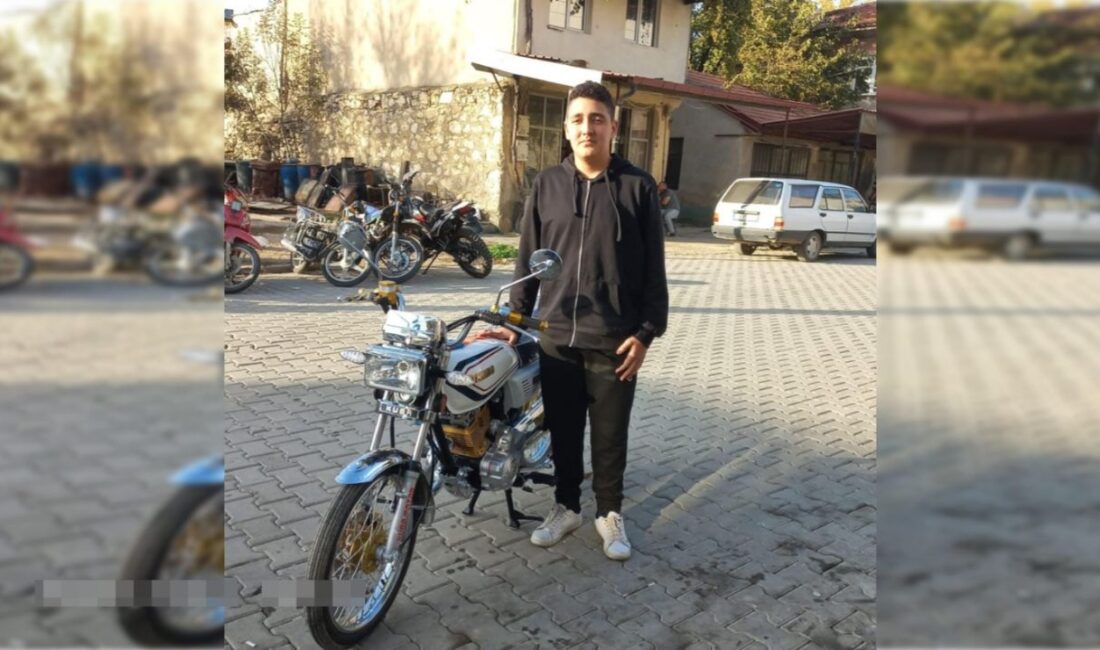 Isparta’nın Gelendost ilçesinde Hacı Avni Paşa Caddesi’nde meydana gelen trafik