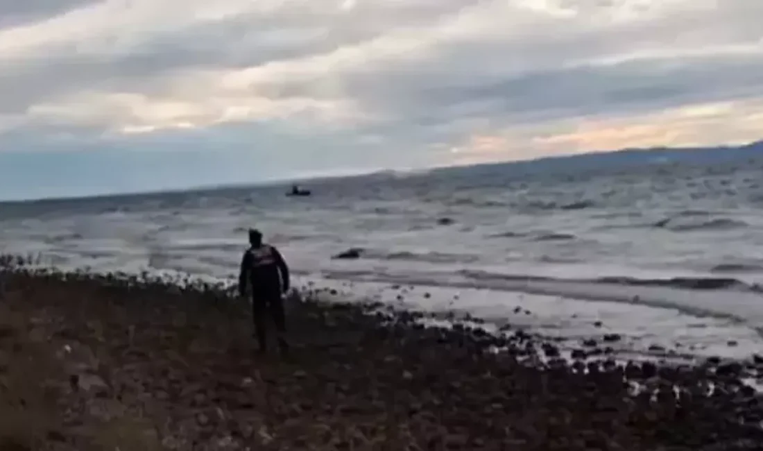 Güneyli Bakla Burnu Tekne Kazası: Çanakkale’de 2 Kişi Hayatını Kaybetti, 1 Kişi Kayıp Güneyli Bakla Burnu tekne kazasında 2 kişi hayatını kaybetti. 1