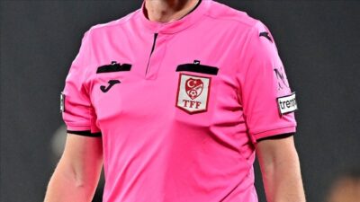 Süper Lig 9. hafta hakemleri duyuruldu! Süper Lig 9. hafta hakemleri MHK listesi Trendyol Süper Lig’in 9. haftasında oynanacak karşılaşmalarda görev alacak hakemlerin