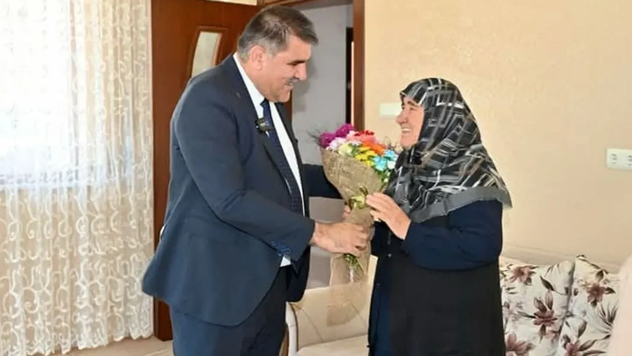 Sariye Karaca Kahramanmaraş cenazesi öğle namazının ardından Hz. Ömer Camii’nde.