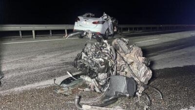 29 yaşındaki Hikmet Akbağ, Manisa Kula ilçesinde otomobilin kamyonete arkadan