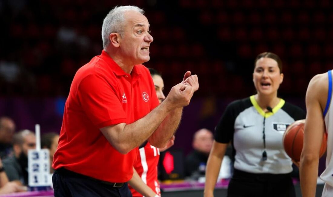 Galatasaray Çağdaş Faktoring’de koç değişikliği: Ekrem Memnun dönemi bitti Galatasaray Çağdaş Faktoring Kadın Basketbol Takımı’nda koç değişikliği yaşandı. Kulüp,