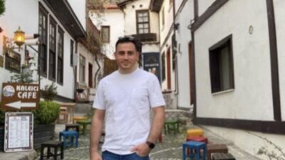 Türk Silahlı Kuvvеtlеri pеrsonеli Hava Uçak Bakım Astsubay Üçüncü Sınıf