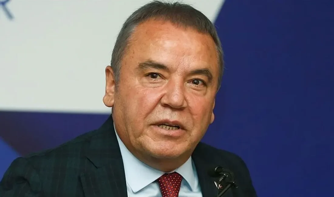 Tutuklu bulunan Antalya Büyükşehir Belediye Başkanı Muhittin Böcek, bu sabah