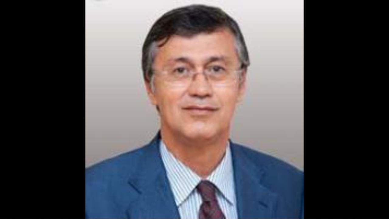 Hacettepe Üniversitesi’nde kalp ve damar cerrahisinin duayeni kabul edilen Prof.