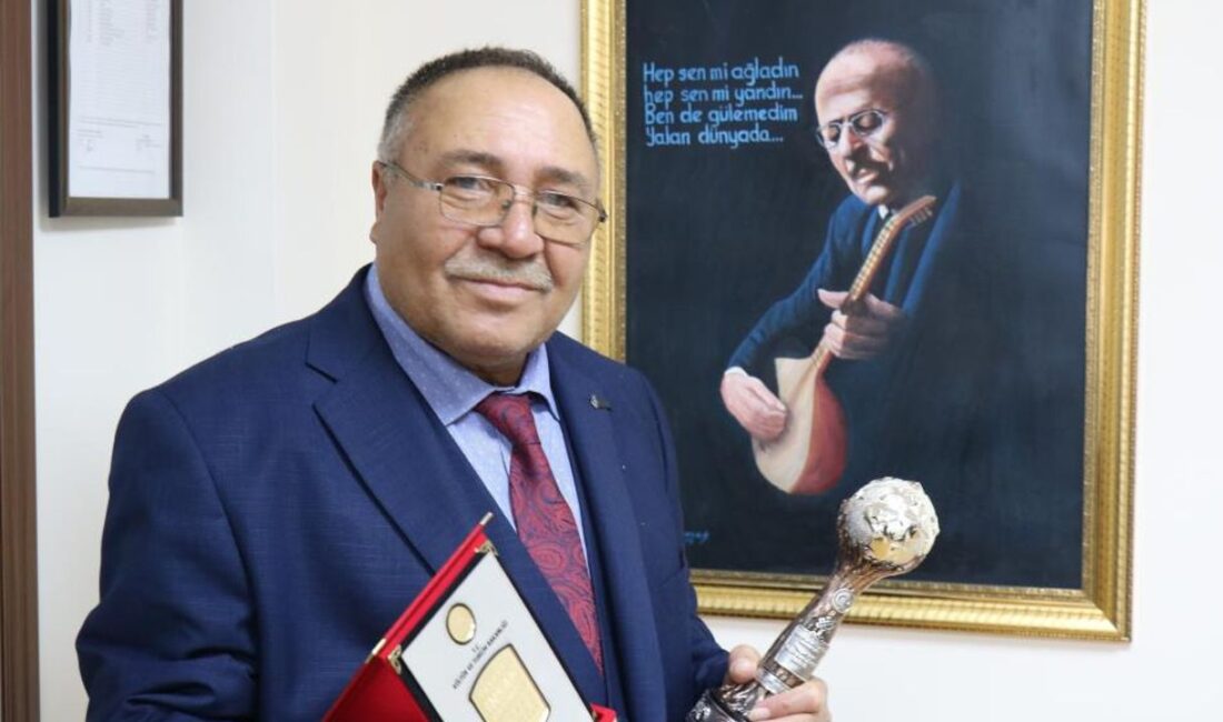 Kırşehir’in Kaman ilçesinde UNESCO “Yaşayan İnsan Hazinesi” unvanlı davul ustası