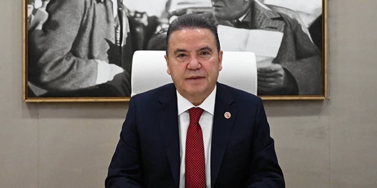 Antalya Büyükşehir Belediye Başkanı Muhittin Böcek, tutuklu bulunduğu cezaevinden acil