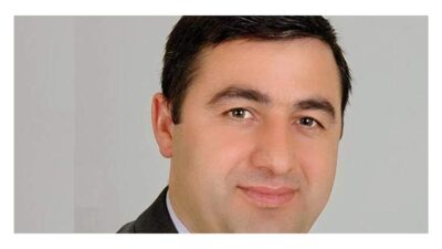 Kocaeli Pusula Gazetesi’nin sahibi Gazeteci Coşkun Korhan, Çayırova’da tedavi gördüğü