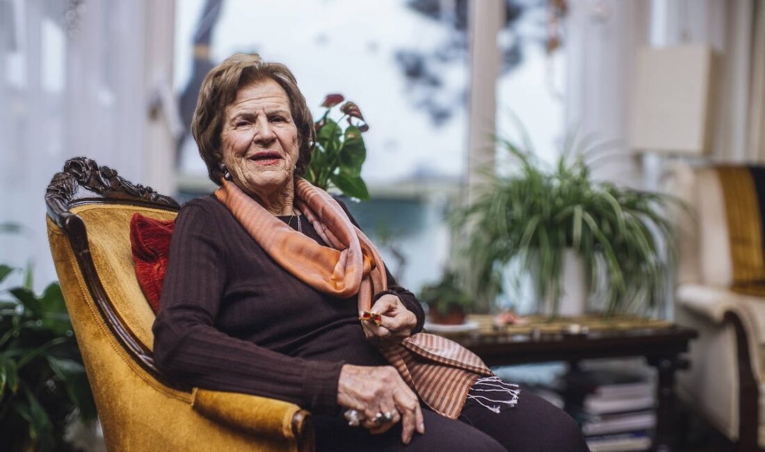 Nermin Abadan Unat hayatını kaybetti: Bilim dünyası yasa boğuldu Prof. Dr. Nermin Abadan Unat 103 yaşında hayatını kaybetti. Türkiye