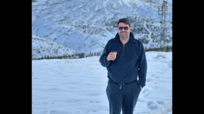 Manisa’nın Turgutlu ilçesinde tanınmış galerici esnaf Onur Tiryaki (41), Yayla