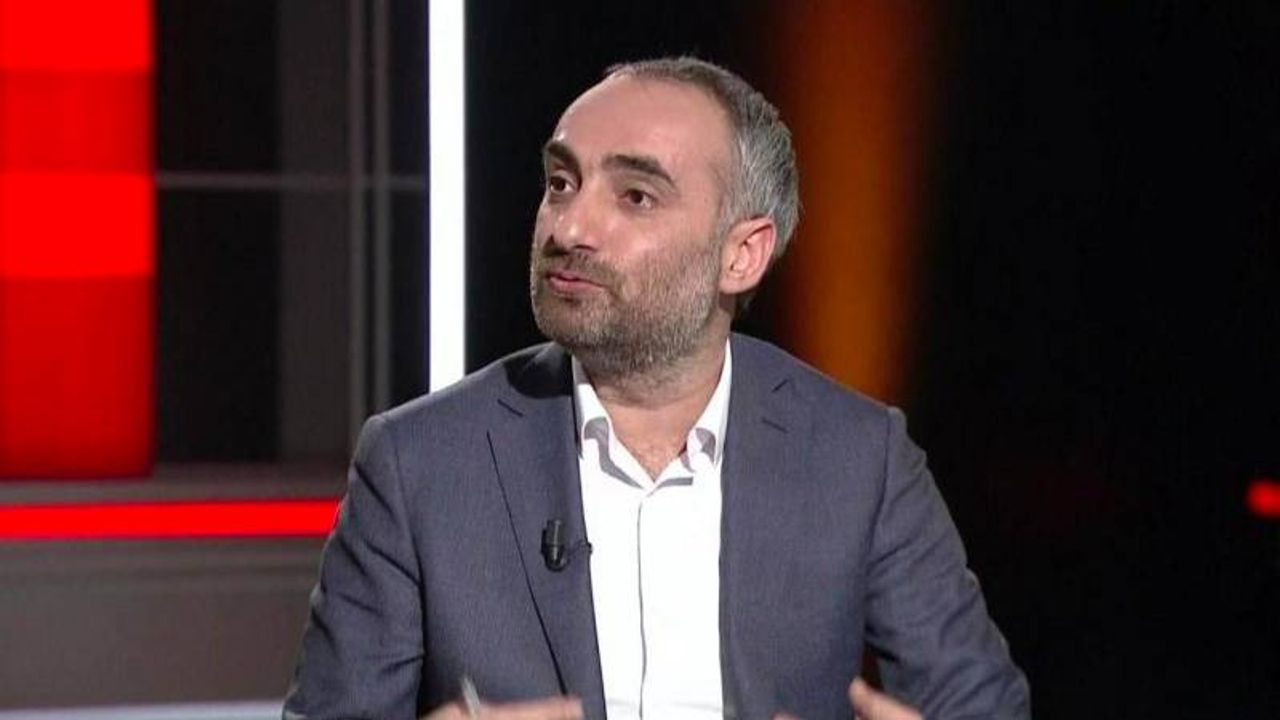Gazeteci İsmail Saymaz, İstanbul’da yoğun kar yağışı nedeniyle küçük çaplı