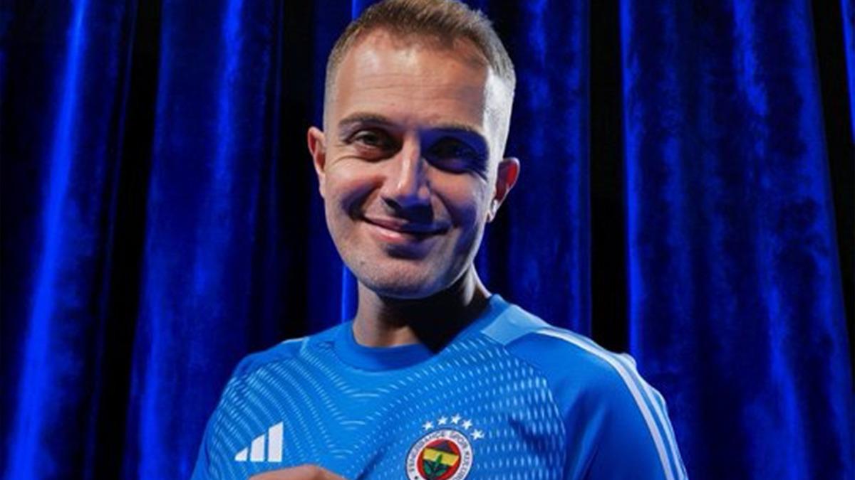 Fenerbahçe, milli kaleci Mert Günok’un transferini resmen duyurdu. Beşiktaş ile