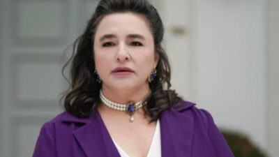 Ünlü oyuncu Esra Dermancıoğlu’nun kızı Refia, sosyal medyada yaptığı paylaşımlarla