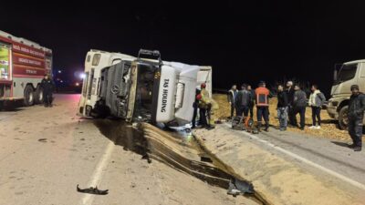 Bursa İnegöl'de 16 AUC 722 plakalı tırın kontrolünü kaybeden 29