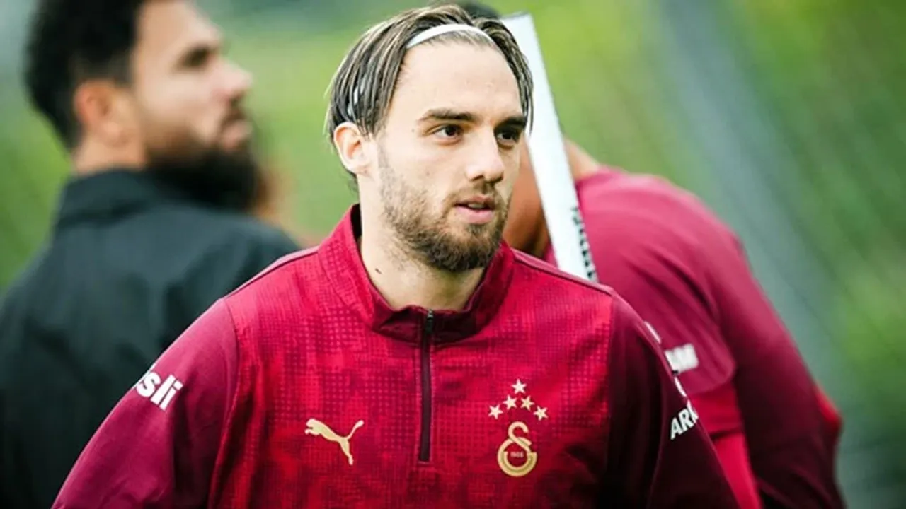 Galatasaray, orta saha oyuncusu Berkan Kutlu ile yollarını ayırdı. Kulüp