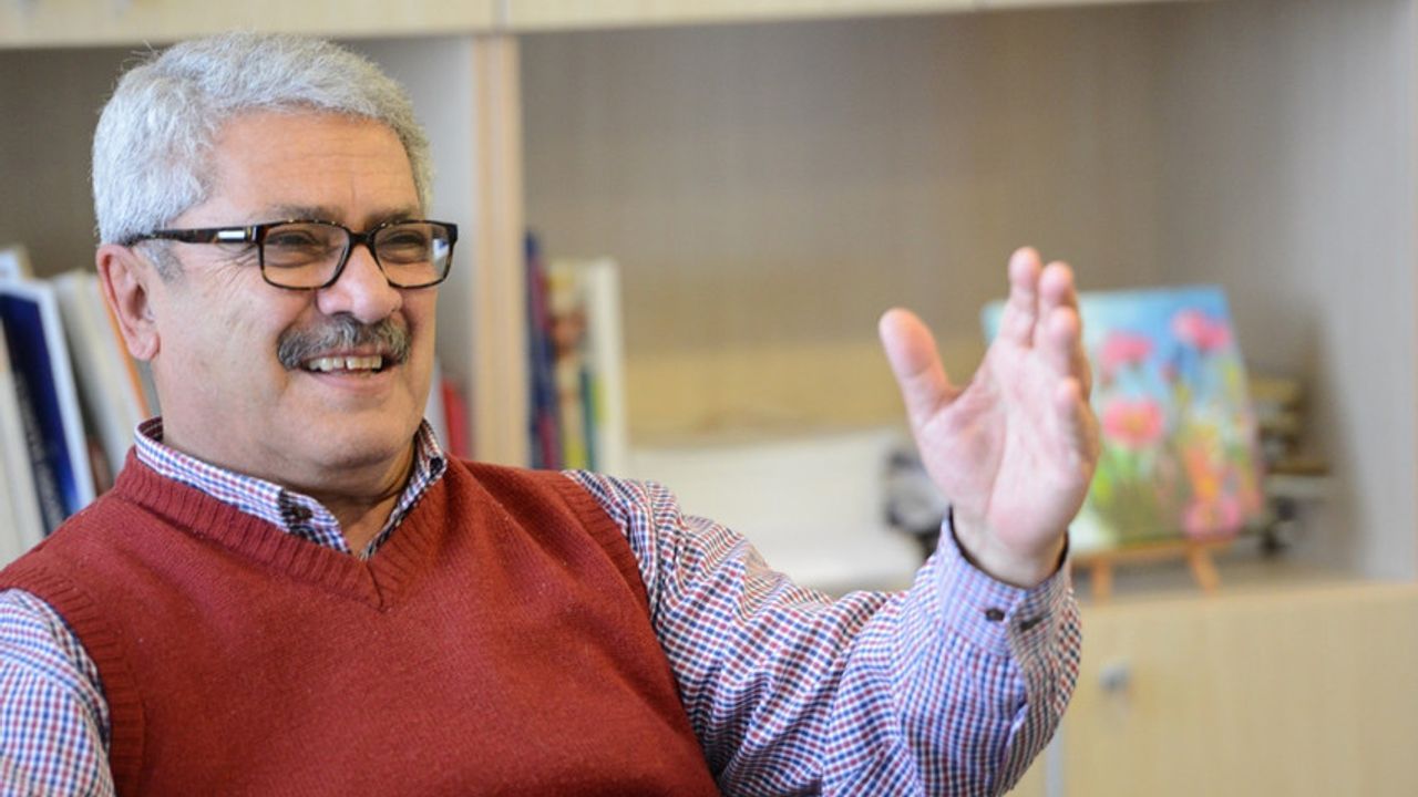 Antalya’da tarihçi Giray Ercenk hayatını kaybetti. Giray Ercenk kimdir, ölüm