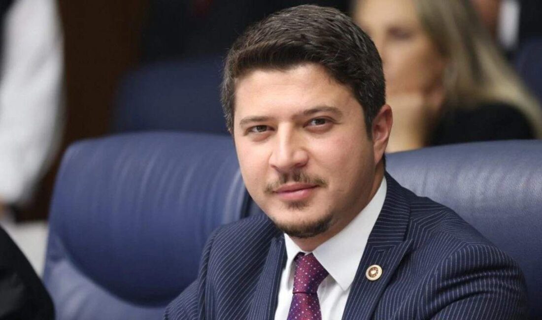 AK Parti Konya Milletvekili Selman Özboyacı’nın annesi Feride Özboyacı, bir