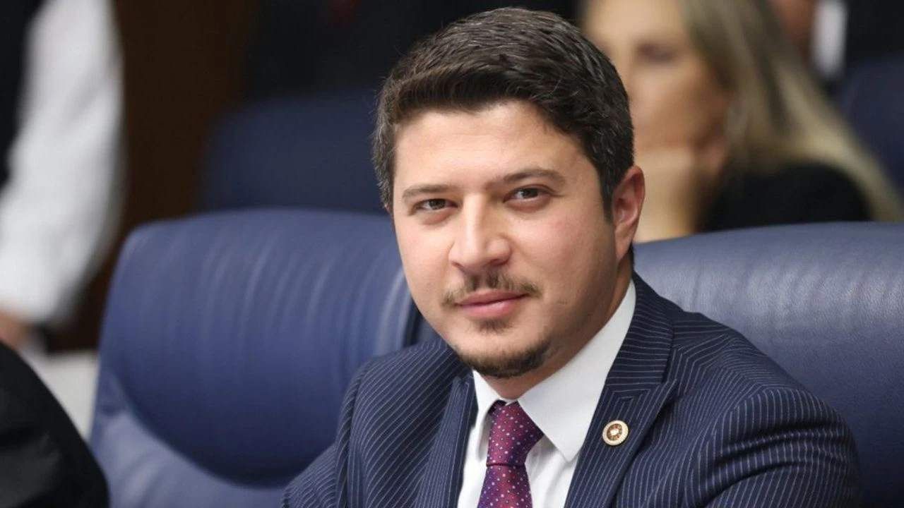 AK Parti Konya Milletvekili Selman Özboyacı’nın annesi Feride Özboyacı, bir