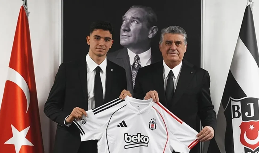 Genç Yetenek Yuvaya Döndü: Beşiktaş, Yasin Özcan İçin Resmi İmzaları Attı Beşiktaş, Aston Villa'dan genç sol bek Yasin Özcan'ı kadrosuna kattı.
