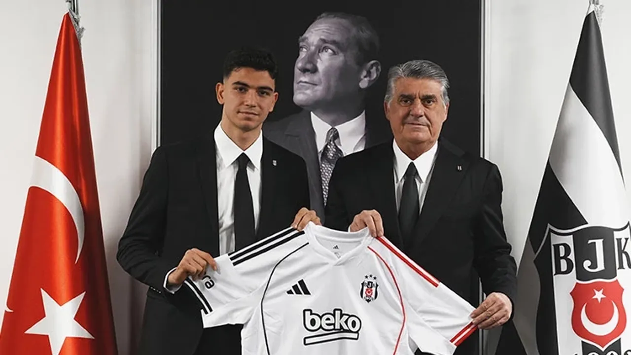 Beşiktaş, Aston Villa'dan genç sol bek Yasin Özcan'ı kadrosuna kattı.