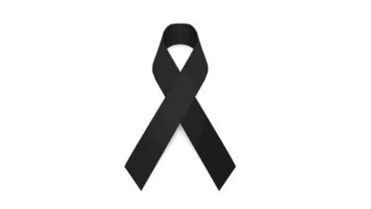 İzmir Alsancak Ağız ve Diş Sağlığı Merkezi'nde görev yapan diş