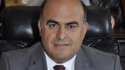 Hatay’ın eski Çekmece Belediye Başkanı Dr. Cafer Özenir, para meselesi