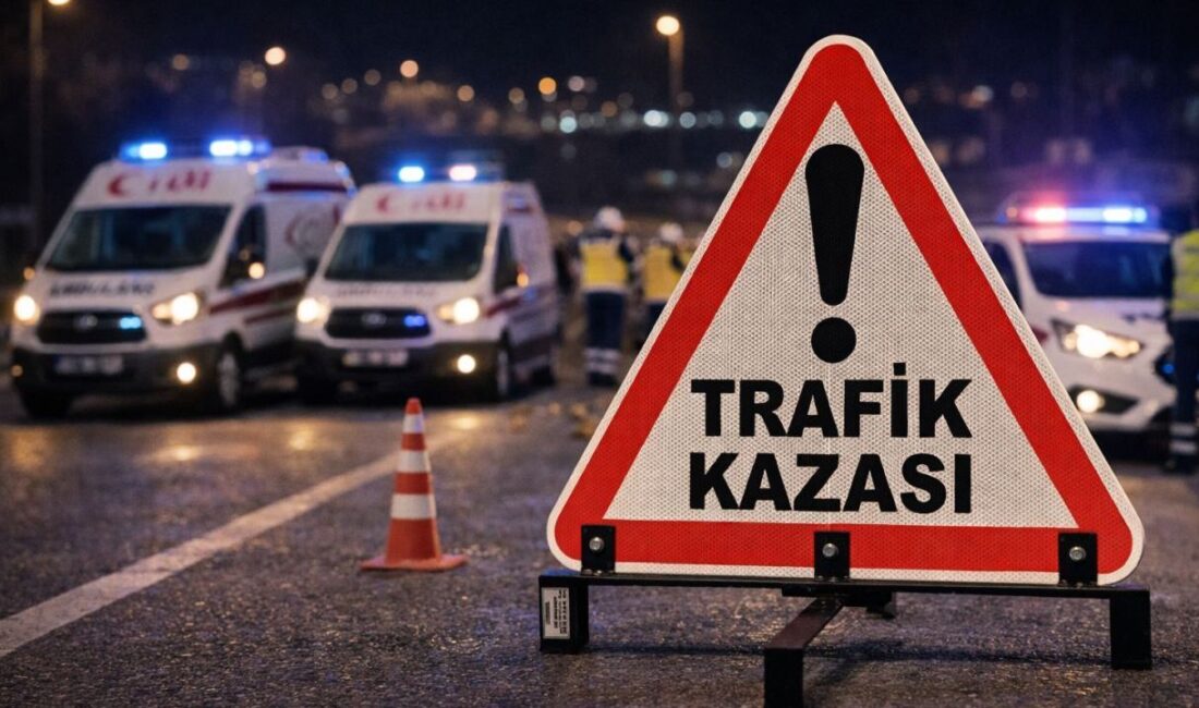 Kütahya-Afyon Yolunda Feci Kaza: 25 Yaşındaki Mustafa Topal Hayatını Kaybetti Kütahya'da kontrolden çıkan otomobil taklalar atarak tarlaya devrildi. 25 yaşındaki