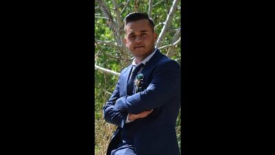 Denizli Baklan’da yaşayan 25 yaşındaki Muhammet Beşparmakkaya, evinde silah temizlerken