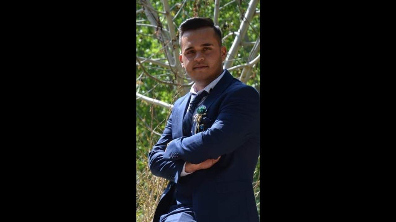 Denizli Baklan’da yaşayan 25 yaşındaki Muhammet Beşparmakkaya, evinde silah temizlerken