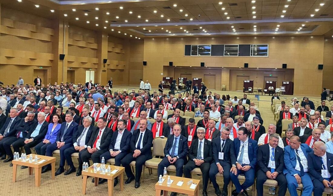 Antalya AESOB 21. Olağan Genel Kurulu'nda 358 oy alan Adlıhan