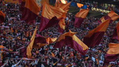 Trendyol Süper Lig 33. haftasında Antalyaspor'u 4-2 mağlup eden Galatasaray,