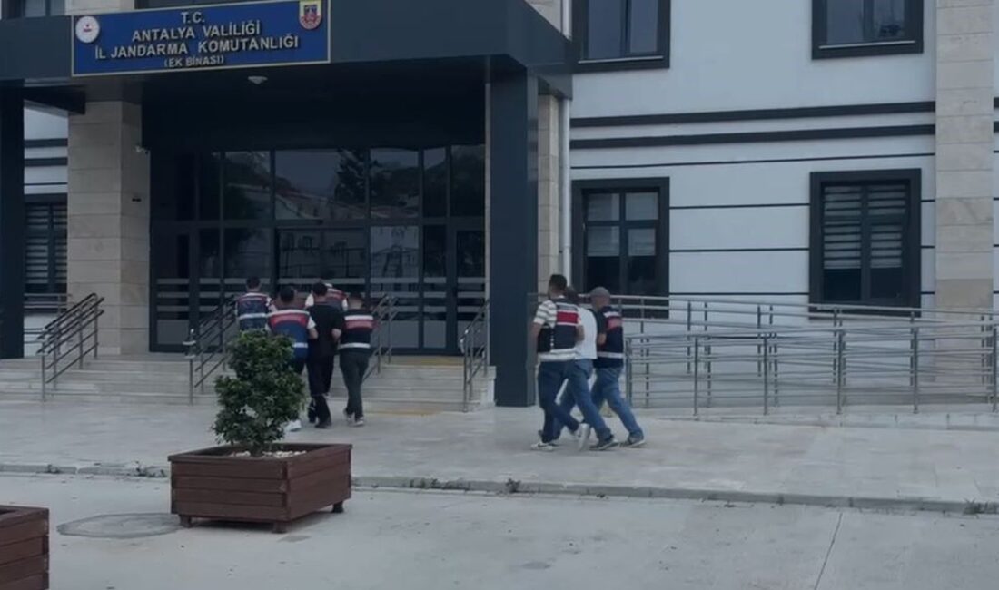 Antalya Merkezli Bahis Operasyonu: 84 Hesap Mercek Altında! Antalya Serik merkezli yasa dışı bahis operasyonunda 72 kişi gözaltına