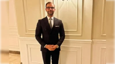CHP Yüksek Disiplin Kurulu Sekreteri Sezgin Kaya hakkında bilgiler. Yaşı,
