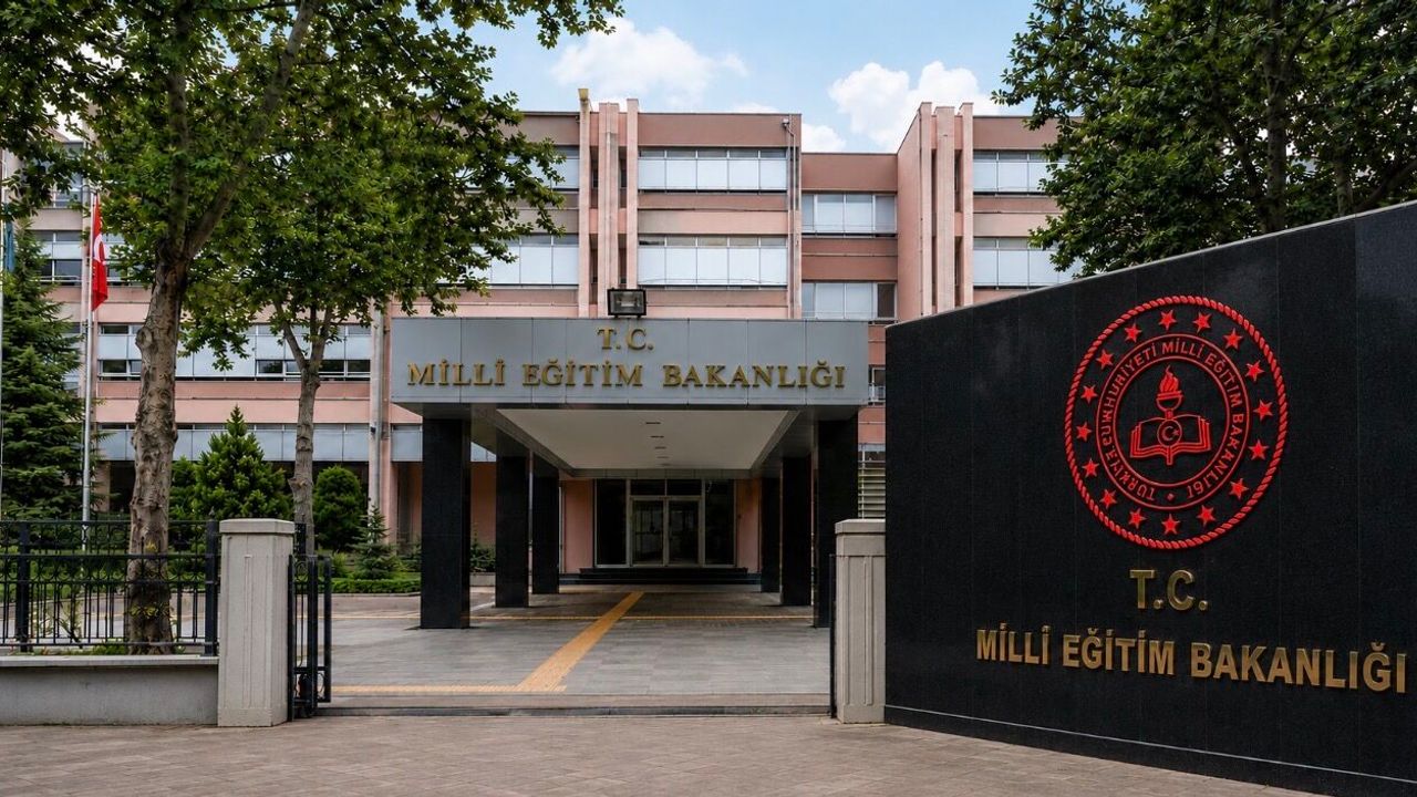 Milyonlarca öğrenci için e-Karne ekranı erişimde! 2026 MEB karne sorgulama