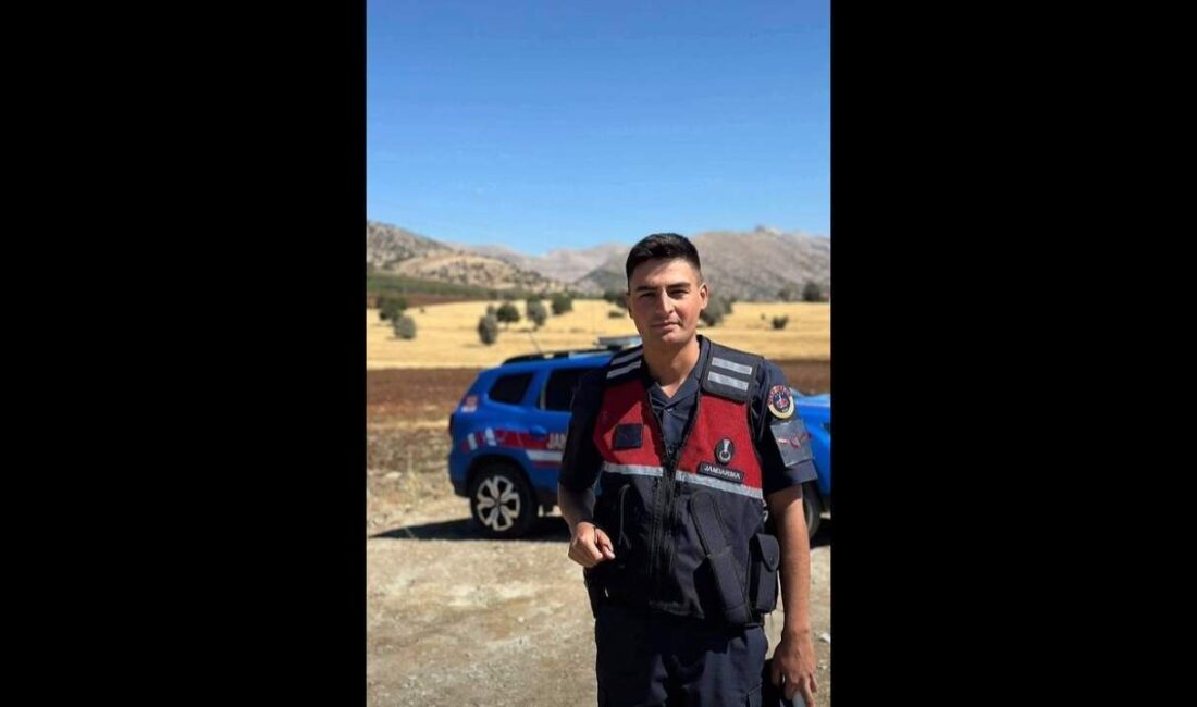 Acı Kayıp: Nevşehirli Metehan Neslihanoğlu Hayatını Kaybetti Nevşehir Kozaklı nüfusuna kayıtlı Uzman Çavuş Metehan Neslihanoğlu, geçirdiği trafik