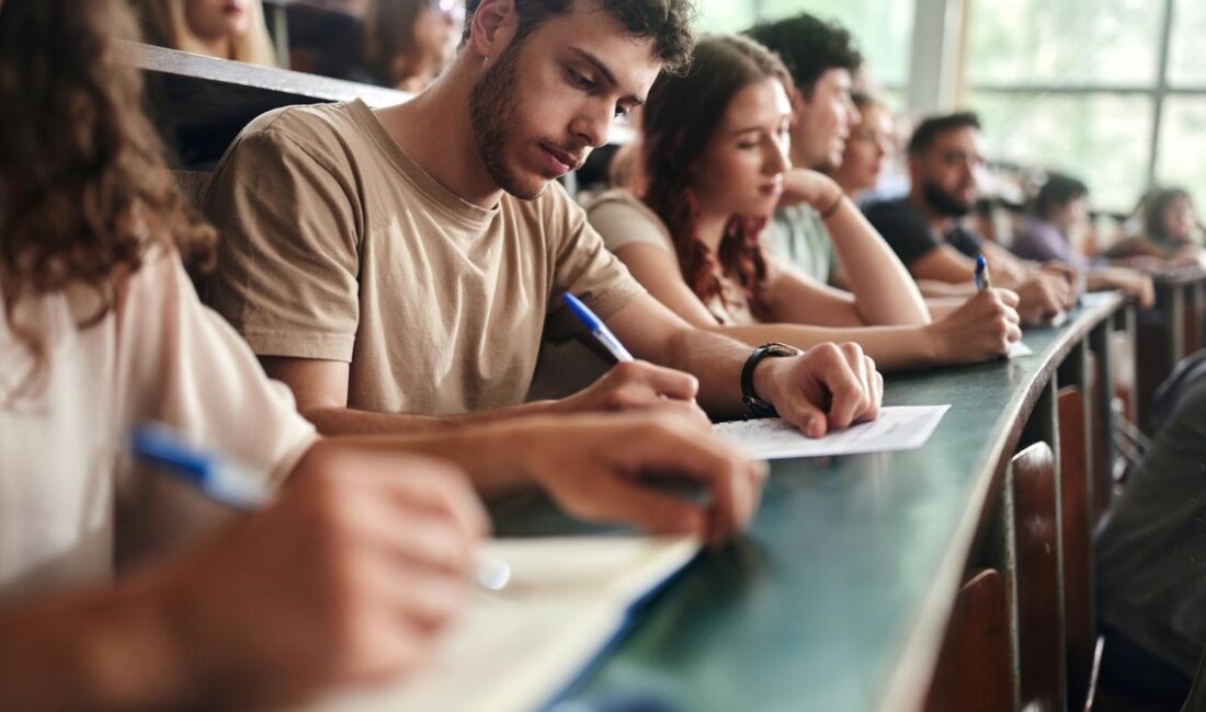 İstanbul’daki En İyi Özel Üniversiteler: YKS Tercihinde Çığır Açan Kuzey Yerleşkeleri ve Eğitim Ücretleri İstanbul özel üniversiteler north yerleşke olanakları ve 2026 fiyatları belli